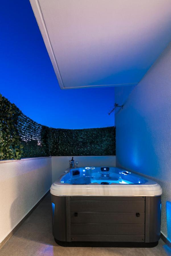 דוברובניק New Deluxe Jacuzzi Apartment Ana מראה חיצוני תמונה